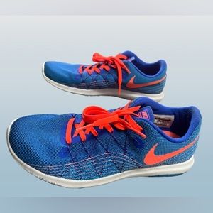 Nike Running Fury 2 SZ 8